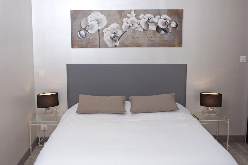 La Colline De Vence Bed & Breakfast Exterior photo