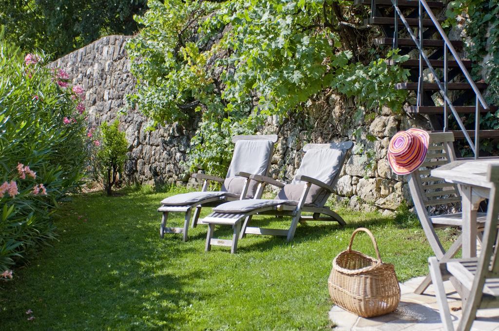 La Colline De Vence Bed & Breakfast Exterior photo