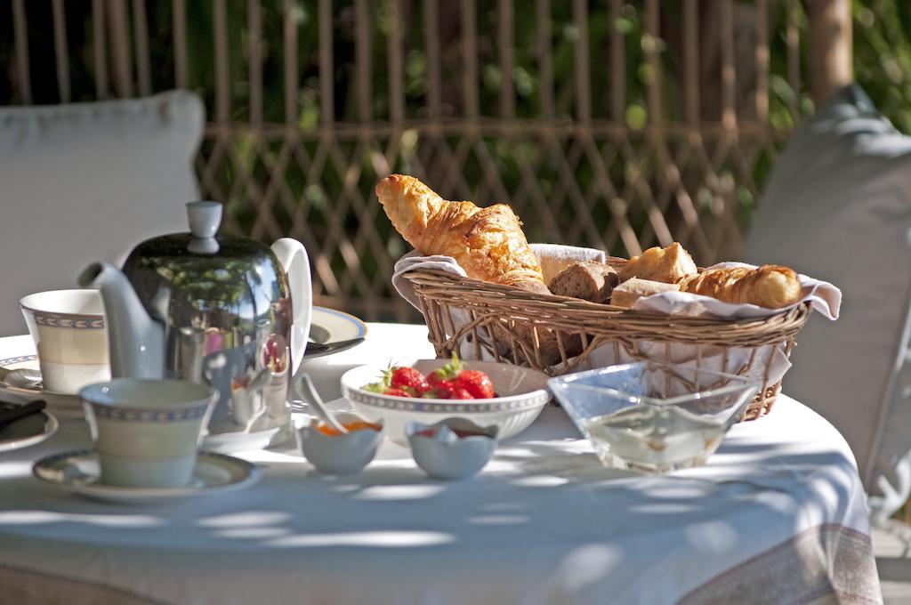 La Colline De Vence Bed & Breakfast Exterior photo